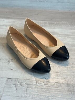 CROCS Brooklyn Dip Pointed Flats Shitake Dip Women’s Size 9